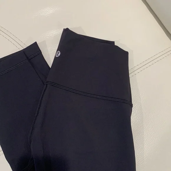 Lululemon Lunar Align High Rise 25” Leggings black Size 6 - Picture 3 of 10